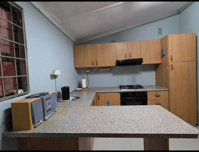 2 BEDROOM HOUSE FOR SALE IN NORTHDALE